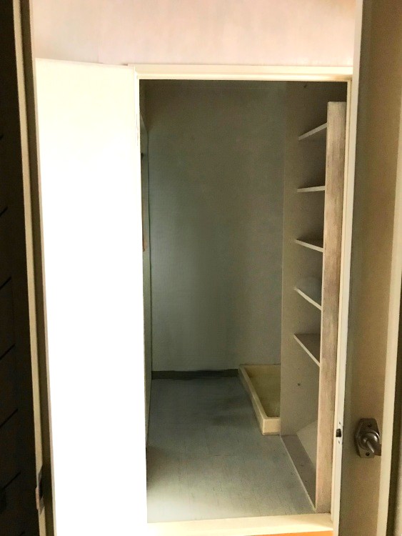 ランドリースペース工事前