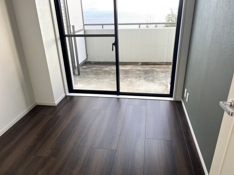 リフォーム後の洋室