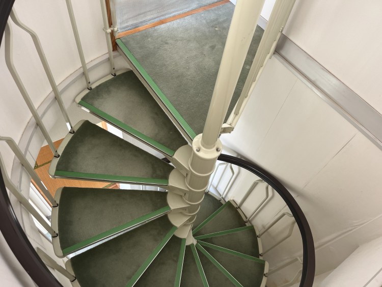 リフォーム前の階段