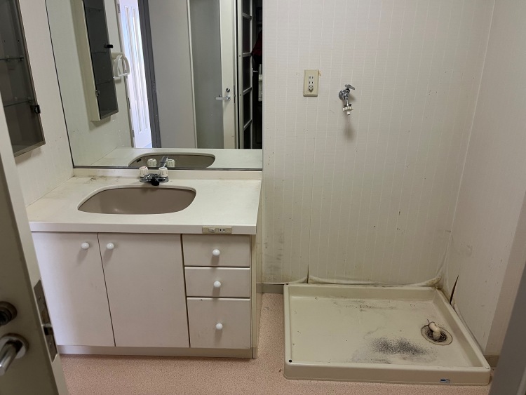 リフォーム前の洗面空間